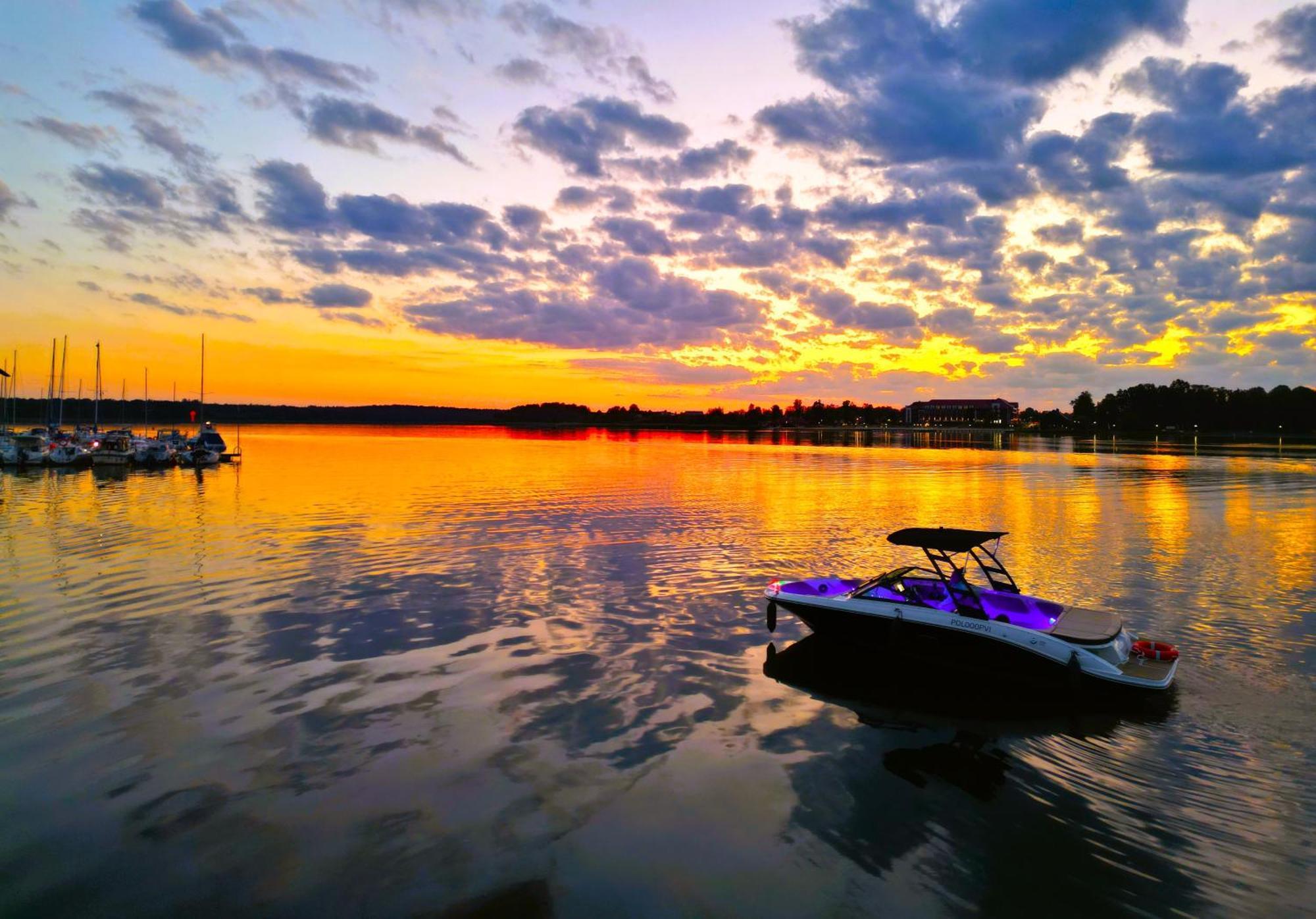Lake Apart Ostroda - Widok, Przy Plazy, Aquapark, Parking Podziemny, Winda, Netflix Ngoại thất bức ảnh